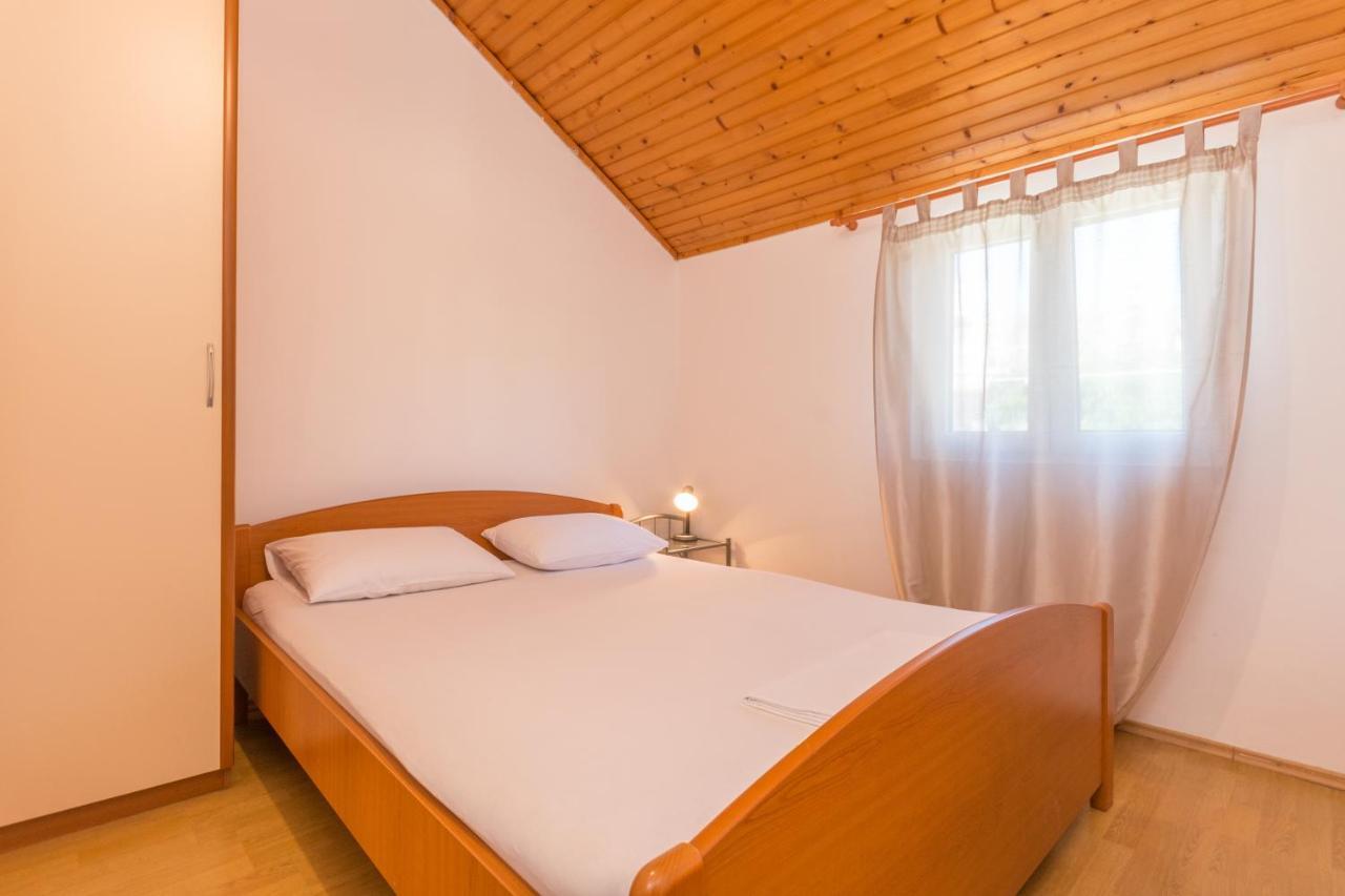 Apartmani Bonaca - 10M To The Sea Grebaštica Екстериор снимка