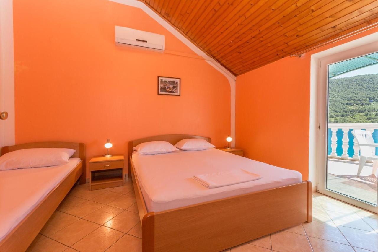 Apartmani Bonaca - 10M To The Sea Grebaštica Екстериор снимка